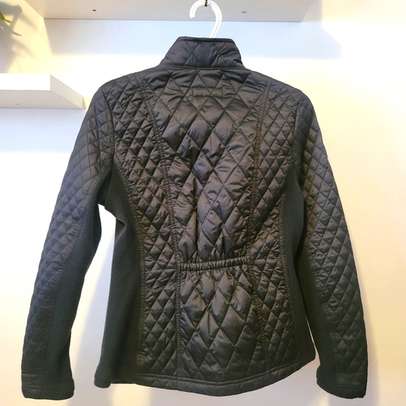 Quilted Jacket in Black - Picture 9 of 10